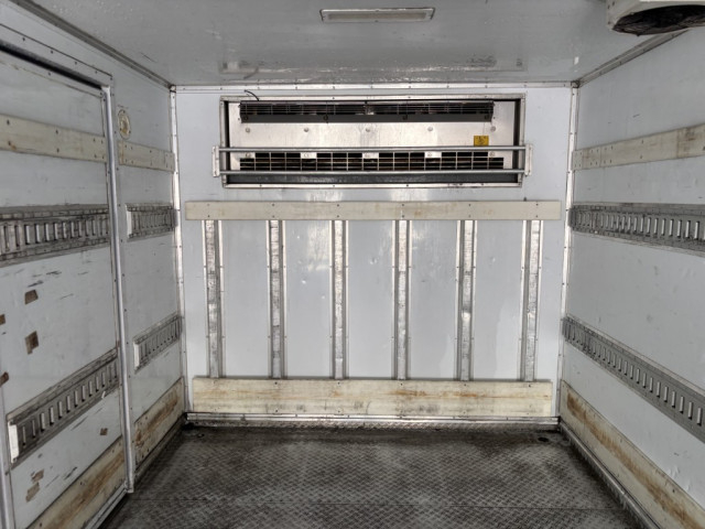 日野 レンジャー 中型 冷凍冷蔵バン TKG-FD9JLAA(96955) 17枚目
