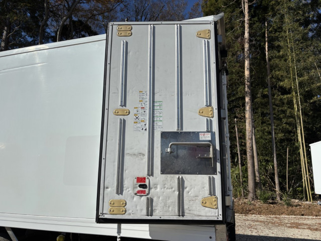 日野 レンジャー 中型 冷凍冷蔵バン TKG-FD9JLAA(96955) 21枚目