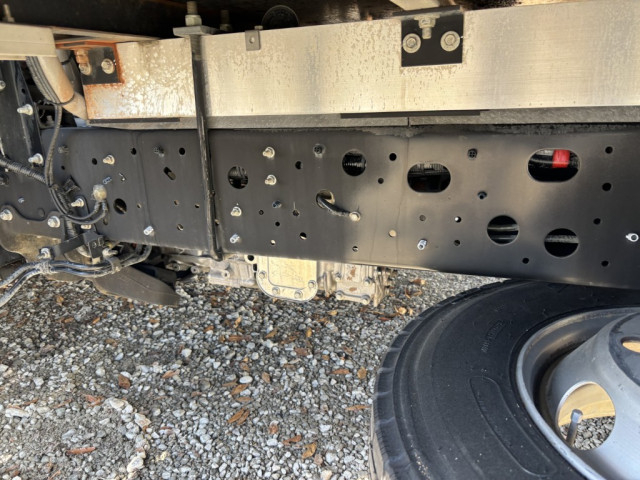 日野 レンジャー 中型 冷凍冷蔵バン TKG-FD9JLAA(96955) 23枚目