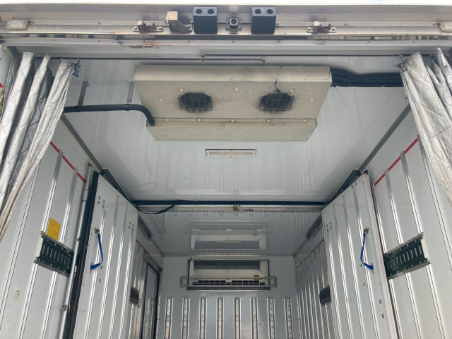 三菱ふそう キャンター 小型 冷凍冷蔵バン TPG-FEB50(96957) 14枚目