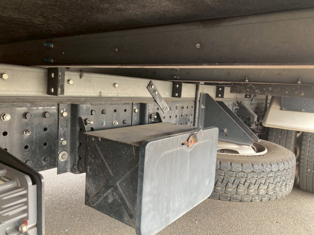 三菱ふそう キャンター 小型 冷凍冷蔵バン TPG-FEB50(96957) 25枚目