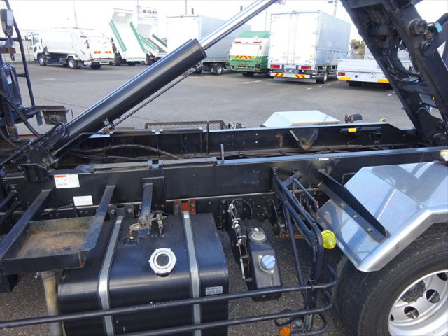 三菱ふそう ファイター 増トン コンテナ専用車 QKG-FK62FZ(96964) 6枚目