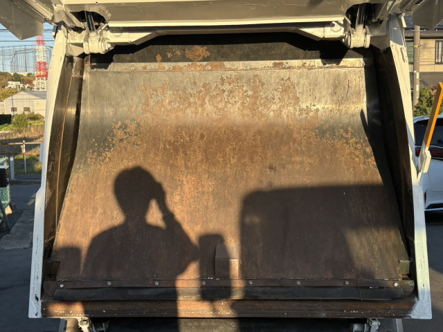 三菱ふそう キャンター 小型 塵芥車（プレス式） TKG-FEA50(96972) 16枚目