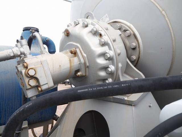 いすゞ ギガ 大型 ミキサー車 QKG-CXZ77AT(96975) 36枚目