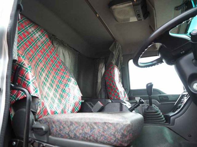 いすゞ ギガ 大型 ミキサー車 QKG-CXZ77AT(96975) 45枚目