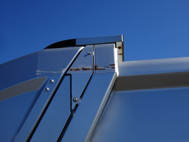 UDトラックス（日産） コンドル 増トン 塵芥車（プレス式） QKG-PK39LH(96981) 27枚目