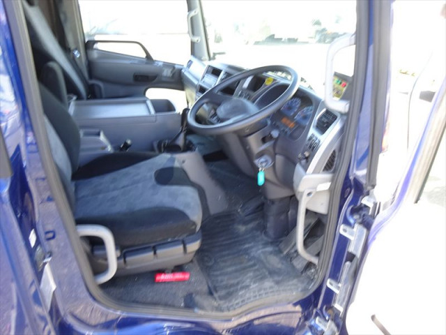 UDトラックス（日産） コンドル 増トン 塵芥車（プレス式） QKG-PK39LH(96981) 28枚目