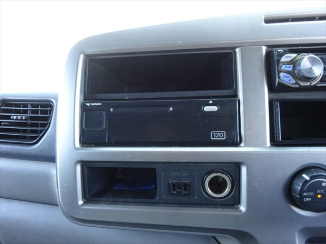 UDトラックス（日産） コンドル 増トン 塵芥車（プレス式） QKG-PK39LH(96981) 32枚目