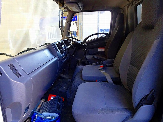 いすゞ フォワード 中型 アルミウィング TKG-FRR90S2(96982) 8枚目