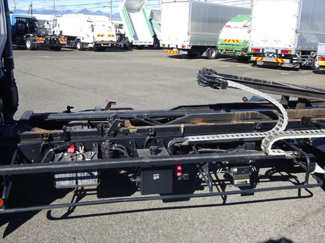 トヨタ ダイナ 小型 車載専用車 TKG-XZU720(96984) 6枚目