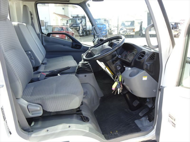 トヨタ ダイナ 小型 車載専用車 TKG-XZU720(96984) 18枚目