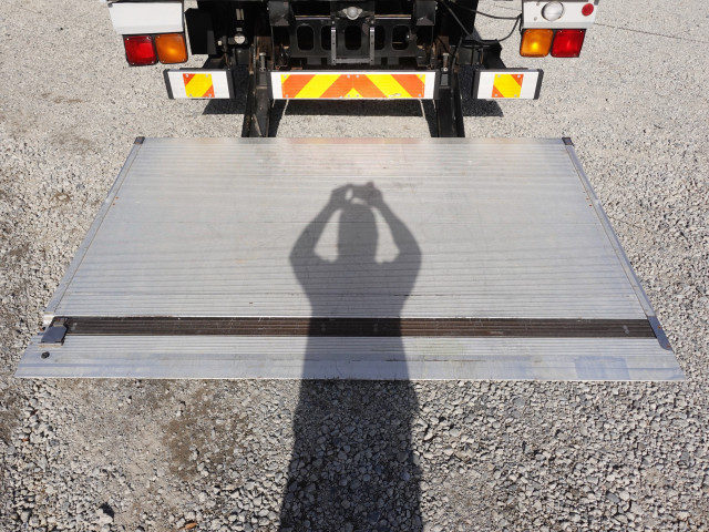 いすゞ フォワード 中型 アルミバン TKG-FRR90S2(96986) 9枚目