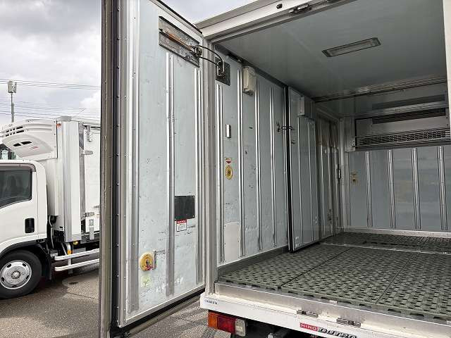 日野 デュトロ 小型 冷凍冷蔵バン TKG-XZC600M(96993) 13枚目