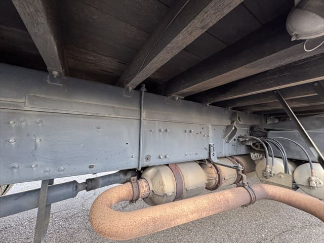 三菱ふそう スーパーグレート 大型 平ボディ LKG-FU50VY(96995) 7枚目