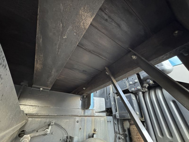 三菱ふそう スーパーグレート 大型 平ボディ LKG-FU50VY(96995) 8枚目