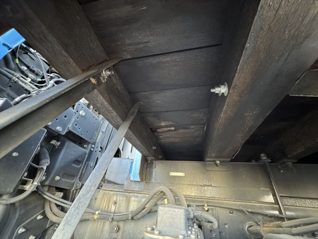 三菱ふそう スーパーグレート 大型 平ボディ LKG-FU50VY(96995) 9枚目