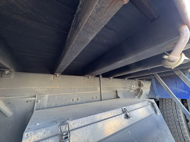 三菱ふそう スーパーグレート 大型 平ボディ LKG-FU50VY(96995) 10枚目