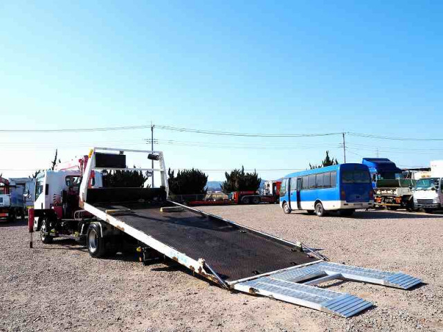 いすゞ エルフ 小型 車載専用車 BDG-NPR85AN(97002) 3枚目