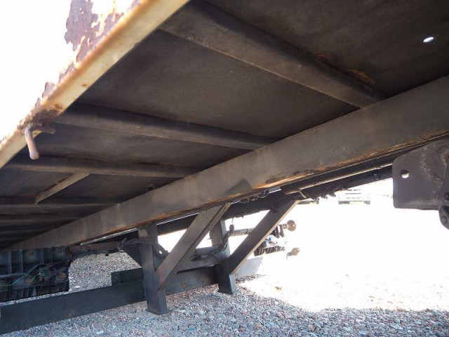 いすゞ エルフ 小型 車載専用車 BDG-NPR85AN(97002) 23枚目