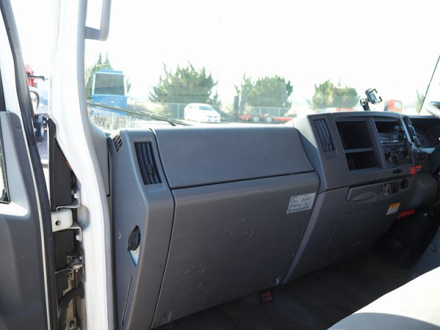 いすゞ エルフ 小型 車載専用車 BDG-NPR85AN(97002) 44枚目