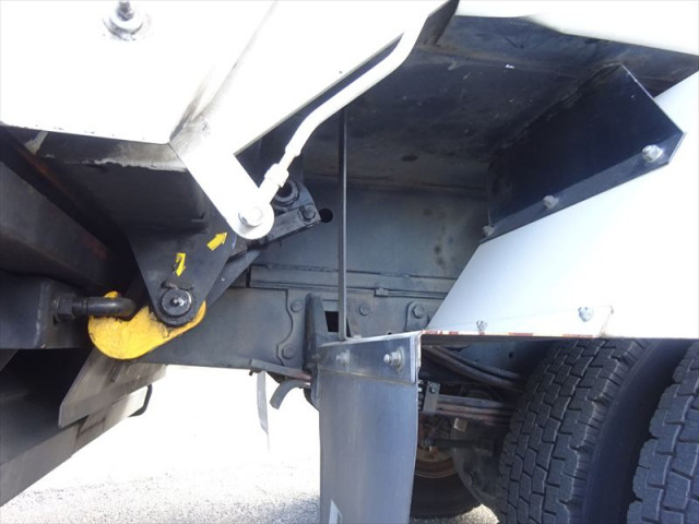 いすゞ フォワード 中型 塵芥車（プレス式） SKG-FRR90S2(97006) 10枚目