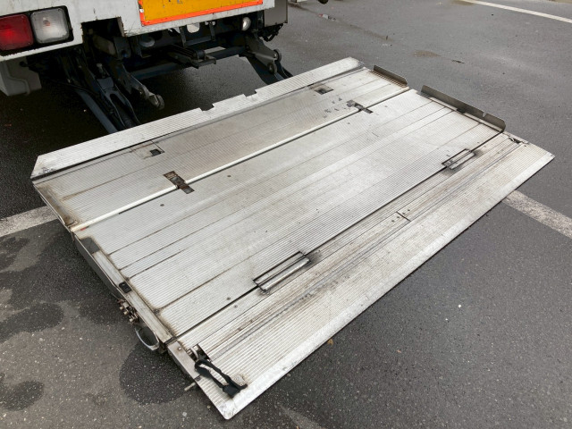 いすゞ フォワード 中型 アルミウィング PDG-FRR34T2(97011) 21枚目