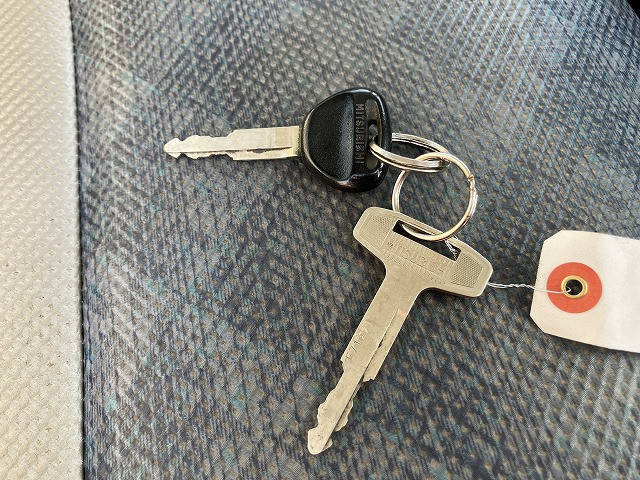 三菱ふそう キャンターガッツ 小型 平ボディ KG-FB70AB(97015) 31枚目