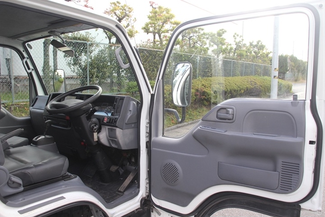 いすゞ エルフ 小型 平ボディ TPG-NJR85A(97031) 8枚目