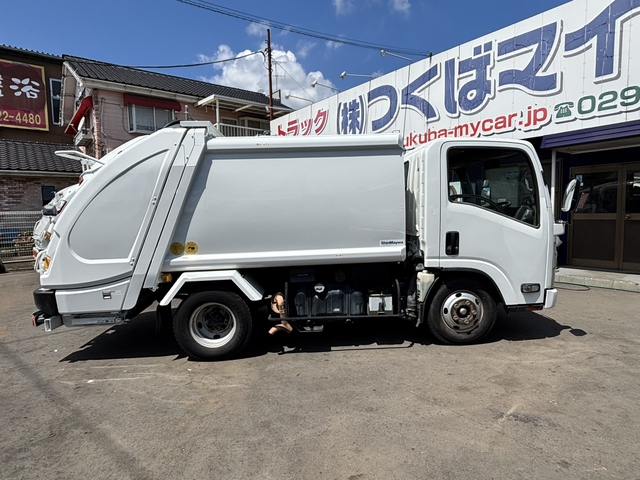 いすゞ エルフ 小型 塵芥車（プレス式） TKG-NMR85N(108828) 4枚目