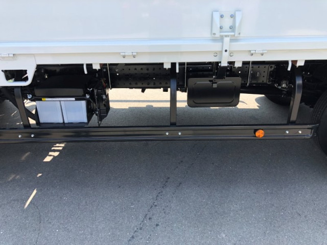 三菱ふそう キャンター 小型 クレーン付き 2PG-FEB90(97106) 33枚目