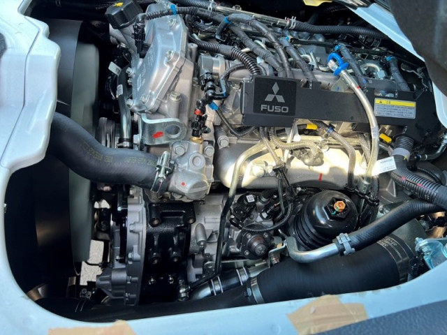 三菱ふそう キャンター 小型 Wキャブ 2RG-FBA20(97108) 18枚目