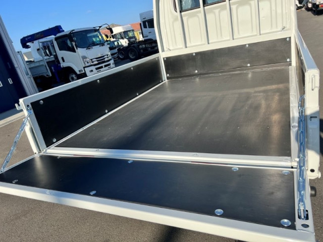 三菱ふそう キャンター 小型 Wキャブ 2RG-FBA20(97108) 19枚目