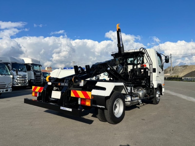 三菱ふそう ファイター 中型 コンテナ専用車 2KG-FK72F(97109) 4枚目