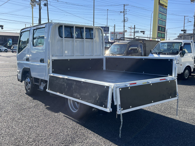 三菱ふそう キャンター 小型 Wキャブ 2RG-FBA20(97110) 7枚目