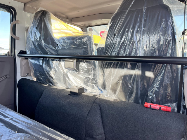 三菱ふそう キャンター 小型 Wキャブ 2RG-FBA20(97110) 28枚目