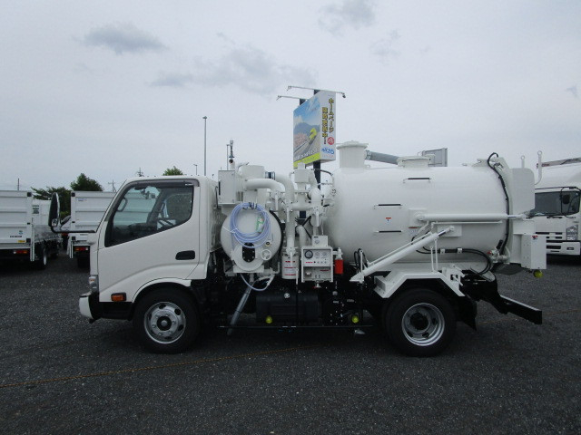 日野 デュトロ 小型 バキュームカー 2PG-XZU640F(97114) 5枚目
