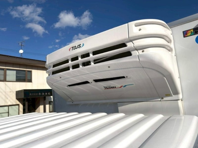 日野 レンジャー 中型 冷凍冷蔵バン 2KG-FD2ABG(97115) 13枚目