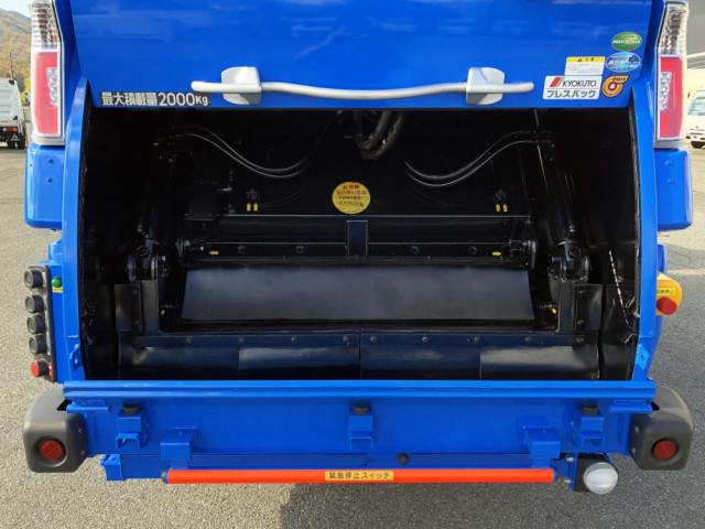 三菱ふそう キャンター 小型 塵芥車（プレス式） 2RG-FEAV0(97119) 13枚目