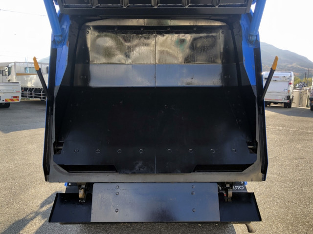 三菱ふそう キャンター 小型 塵芥車（プレス式） 2RG-FEAV0(97119) 18枚目