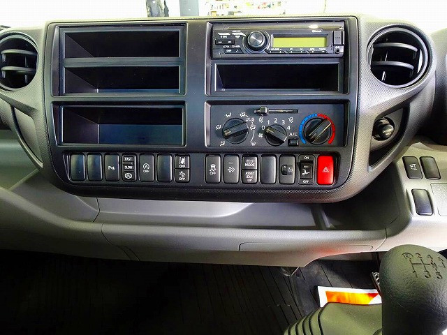 日野 デュトロ 小型 平ボディ 2KG-XZU712M(97121) 10枚目