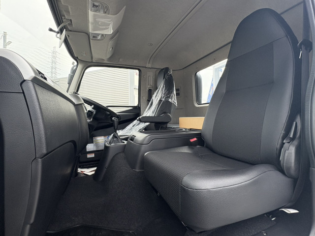 三菱ふそう ファイター 増トン クレーン付き 2KG-FK62FZ(97120) 34枚目