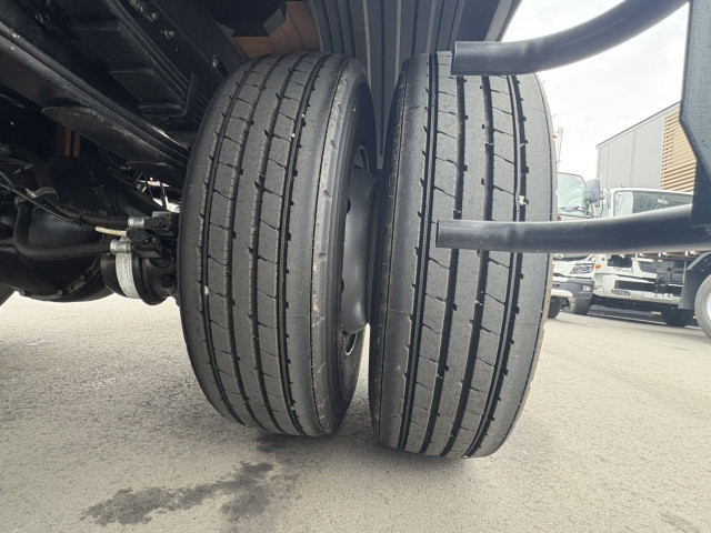 三菱ふそう ファイター 増トン クレーン付き 2KG-FK62FZ(97120) 42枚目