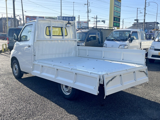 トヨタ タウンエース 小型 平ボディ 5BF-S413U(97126) 7枚目