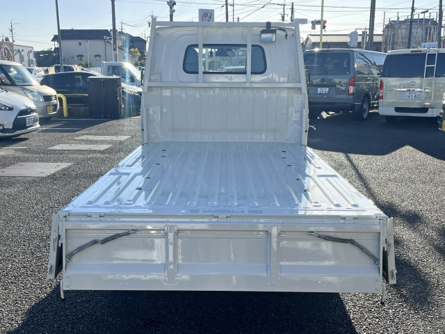 トヨタ タウンエース 小型 平ボディ 5BF-S413U(97126) 8枚目