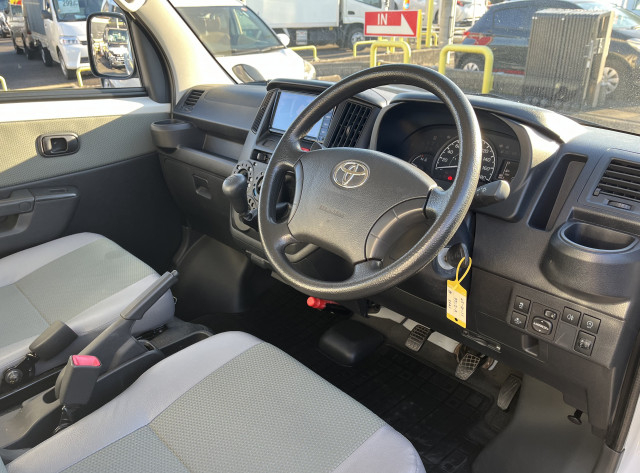 トヨタ タウンエース 小型 平ボディ 5BF-S413U(97126) 13枚目