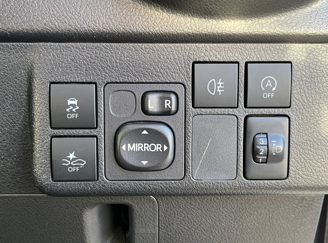 トヨタ タウンエース 小型 平ボディ 5BF-S413U(97126) 23枚目