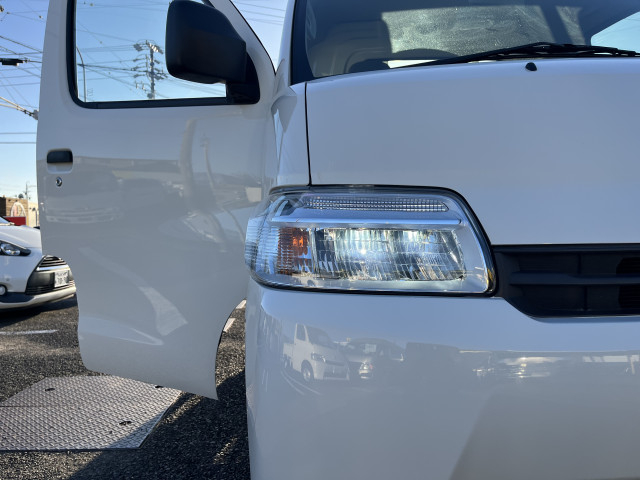 トヨタ タウンエース 小型 平ボディ 5BF-S413U(97126) 26枚目