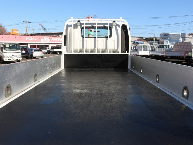 いすゞ エルフ 小型 平ボディ 2RG-NNS88AN(97127) 15枚目