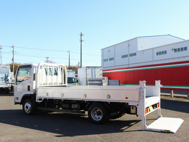 いすゞ エルフ 小型 平ボディ 2RG-NNS88AN(97127) 17枚目