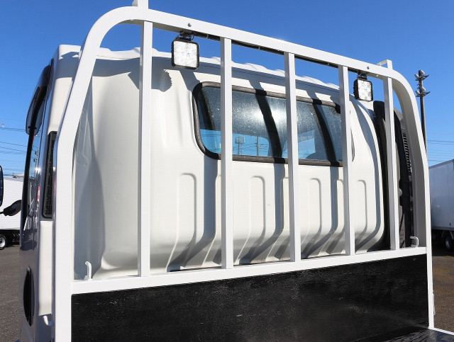 いすゞ エルフ 小型 平ボディ 2RG-NNS88AN(97127) 24枚目